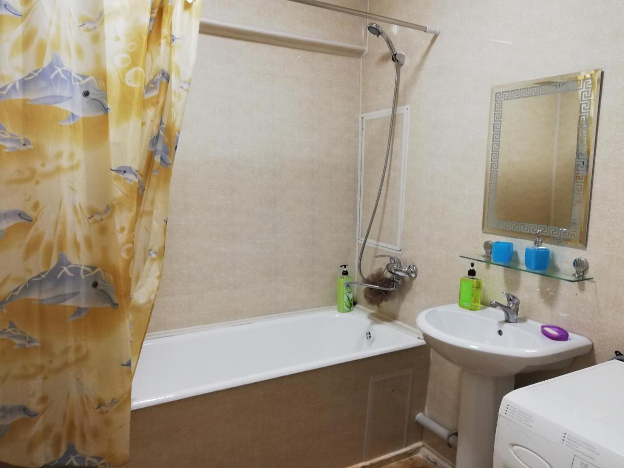 タシュケント3Br Chorsuアパートメント エクステリア 写真