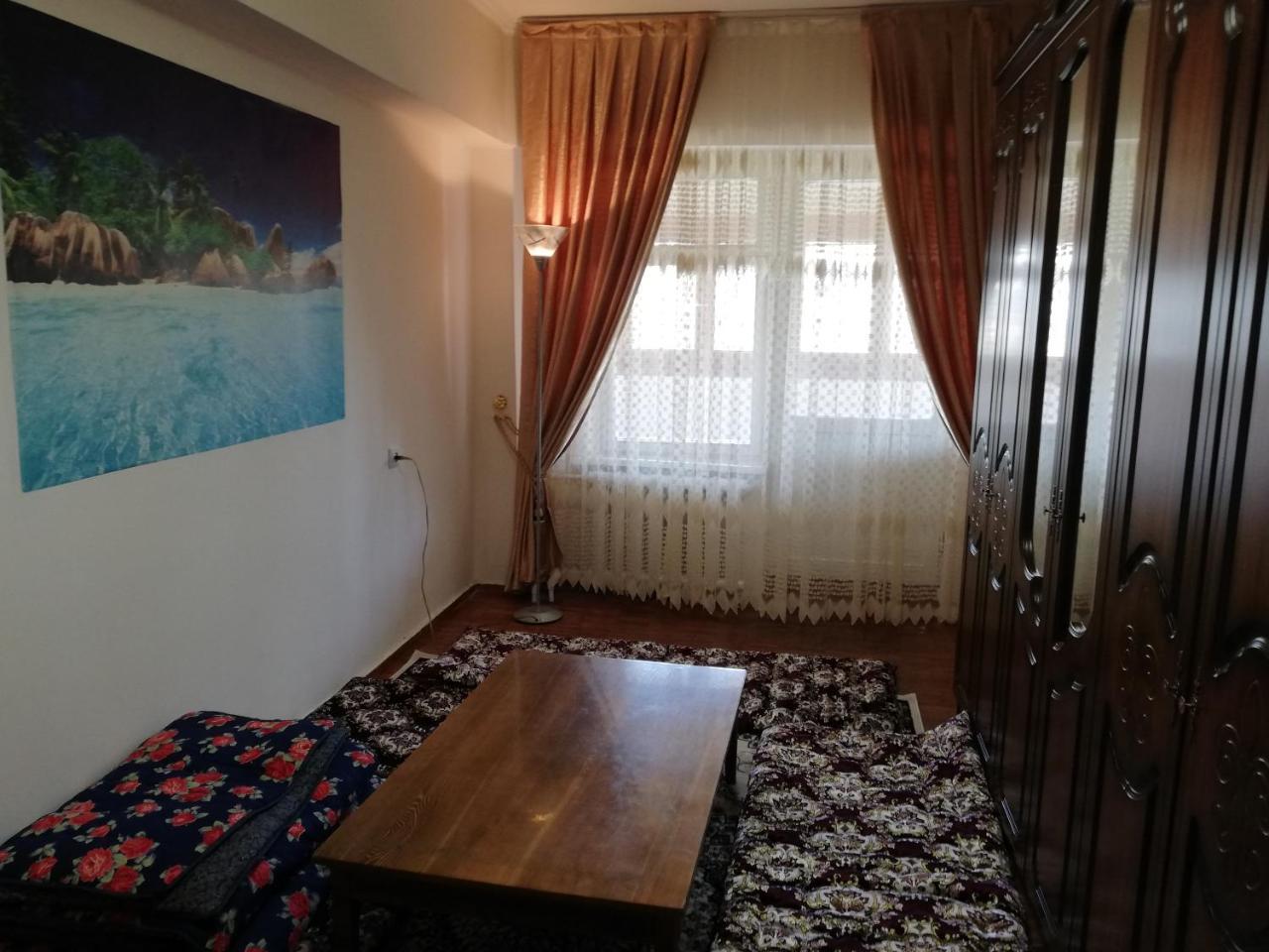 タシュケント3Br Chorsuアパートメント エクステリア 写真