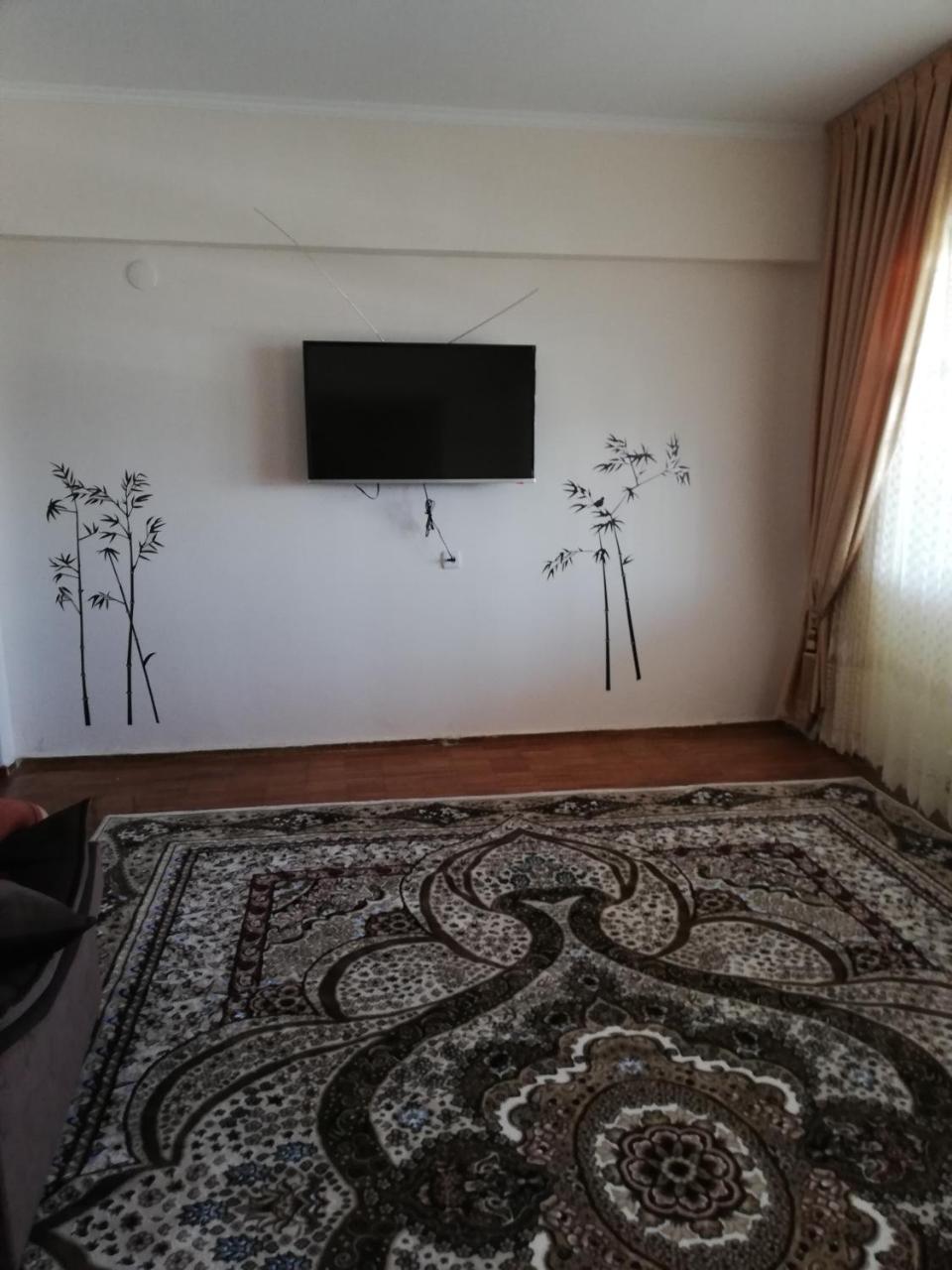 タシュケント3Br Chorsuアパートメント エクステリア 写真