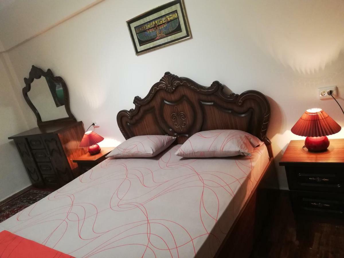 タシュケント3Br Chorsuアパートメント エクステリア 写真